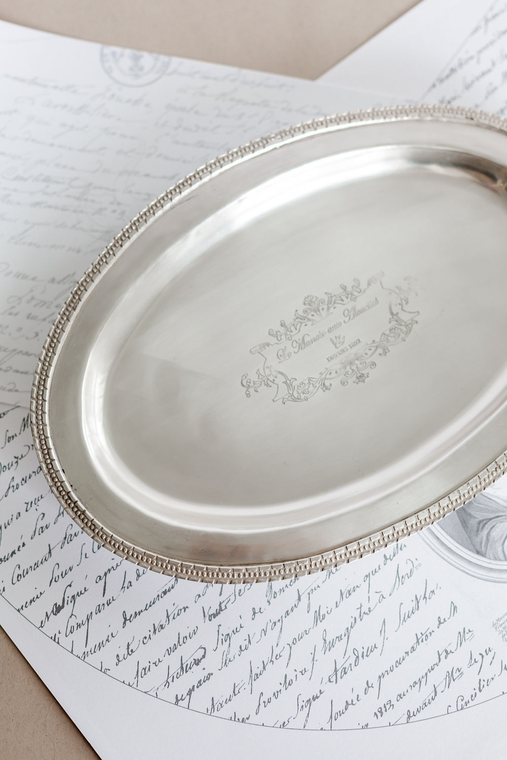 Medium Oval Tray