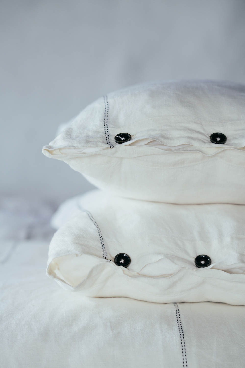 Linen Duvet Cover Ivory with Black Stitching Detail - Image 5