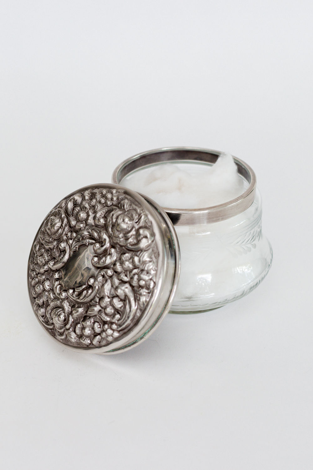 Victorian Rose Lidded Jar